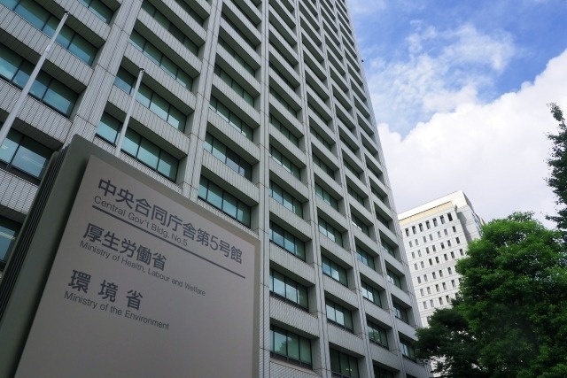 インフルエンザ　新型コロナ　フルロナ