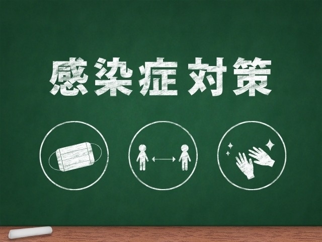 新型コロナウイルス　インフルエンザ