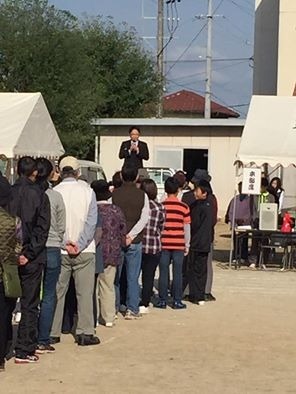 14910364_11061343728