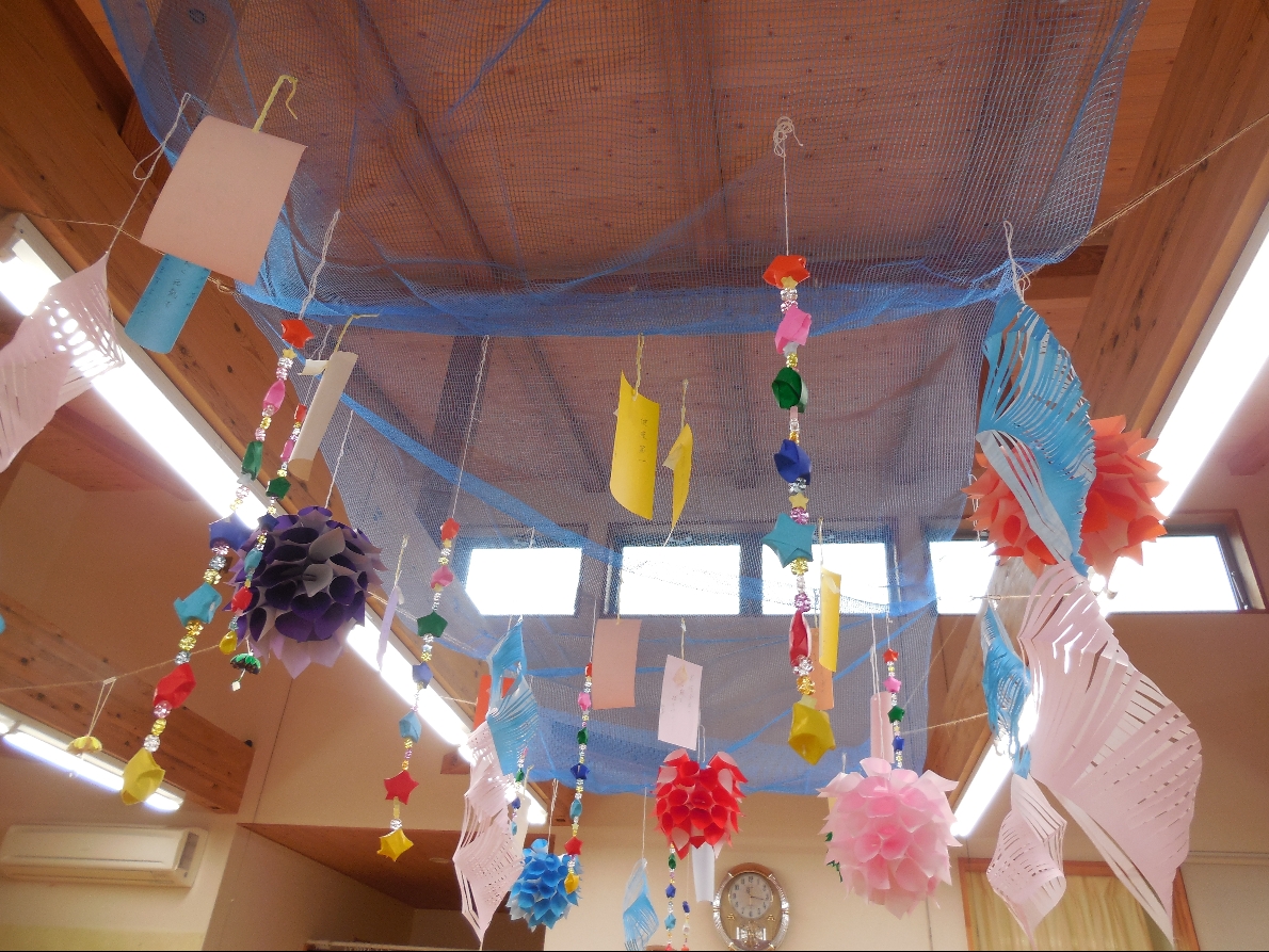 七夕かざり お知らせ デイサービス でいさーびす こもれび 病院 介護ナビ Milmil